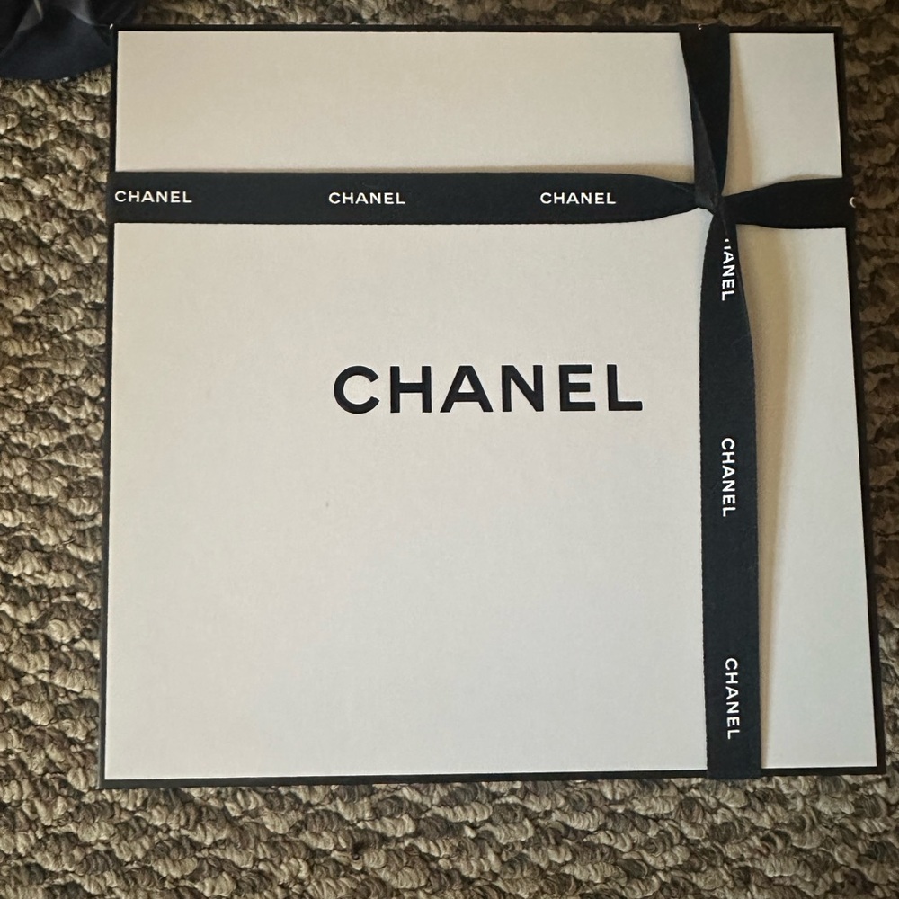 CHANEL empty perfume gift 🎁 box